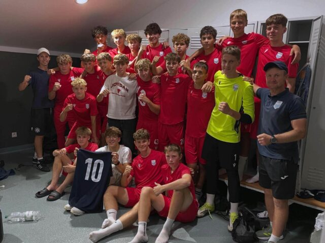 Juniorzy młodsi UKS 1:0 Stal Rzeszów